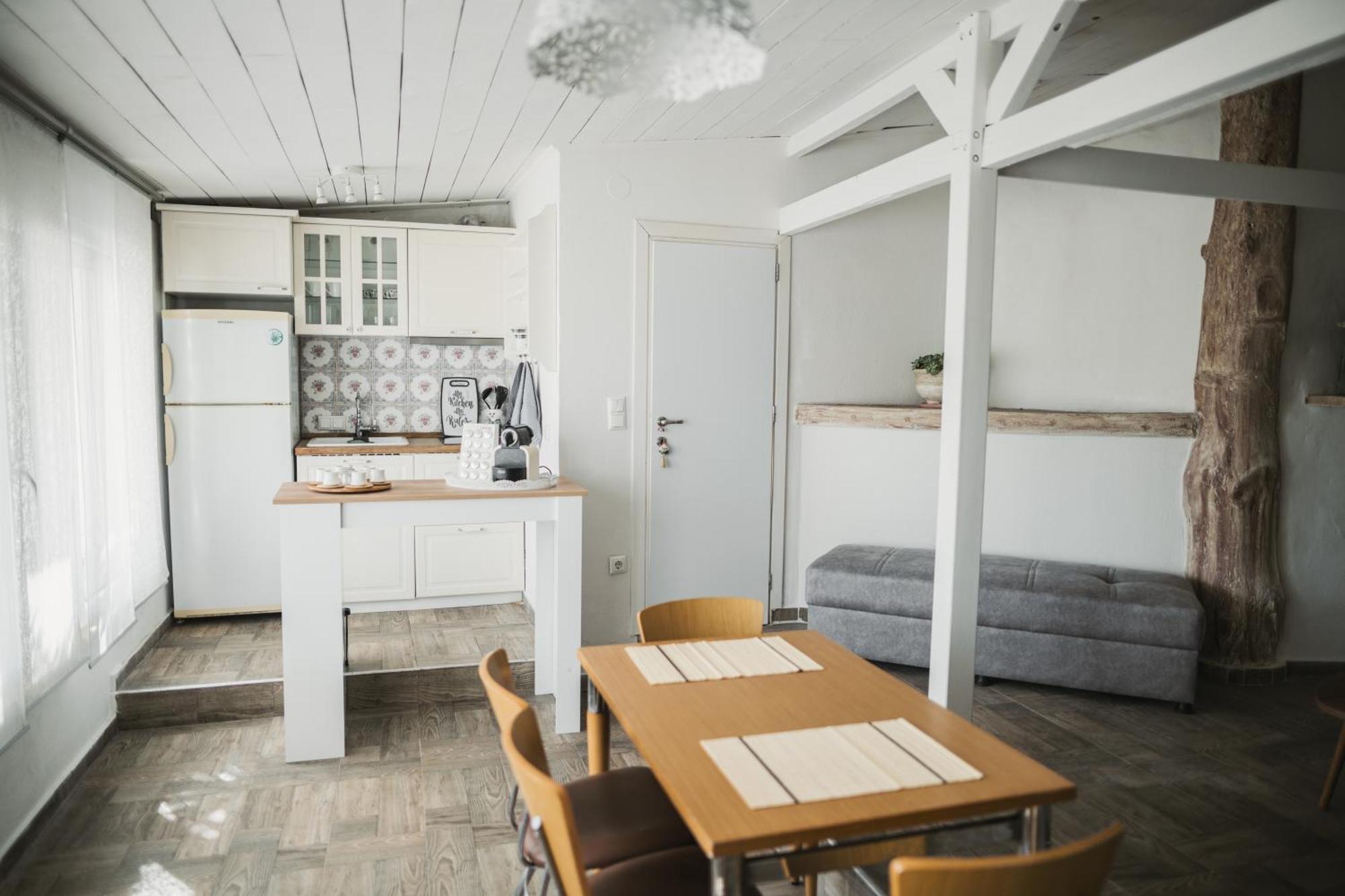 The Garden House Apartment Кавала Екстериор снимка